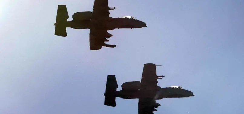 Füze yağmuru ardından savaş jetleri havalandı! Kuzey Kore "korkunç bir hata" demişti