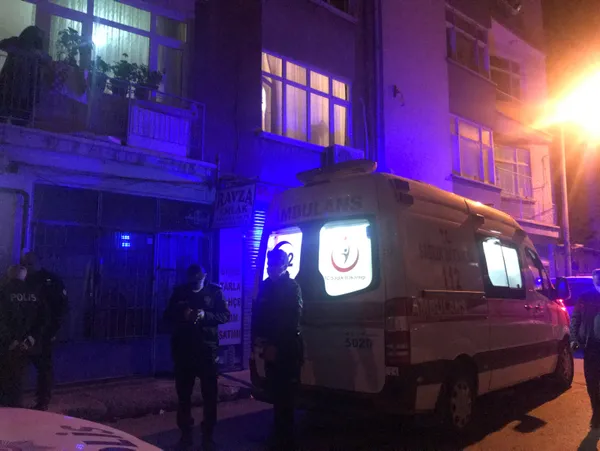 1619839490887.jpg Ramazan Menek ayrı yaşadığı eşi Tuba Menek'i boğazını keserek öldürdü! - 4