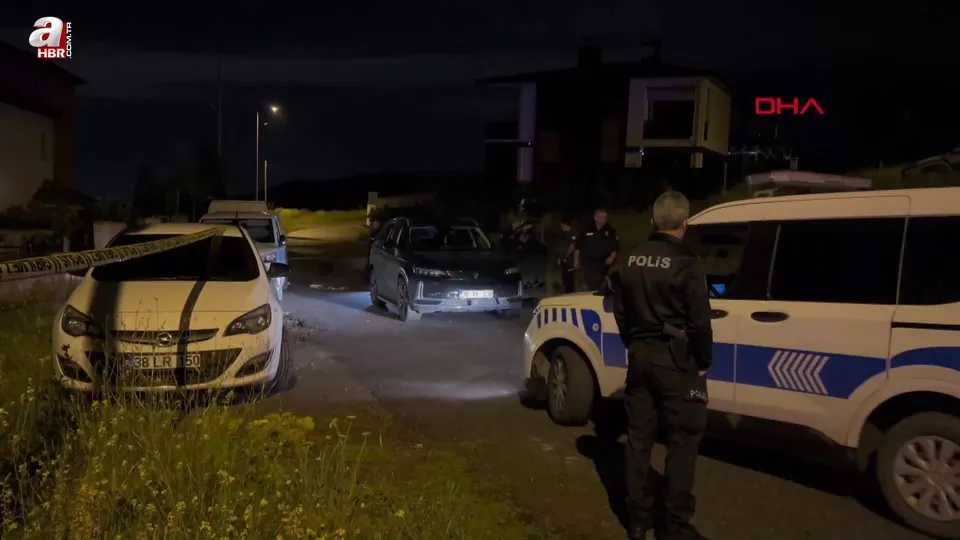 Sokakta tartıştığı 3 kişiyi tüfekle vurdu