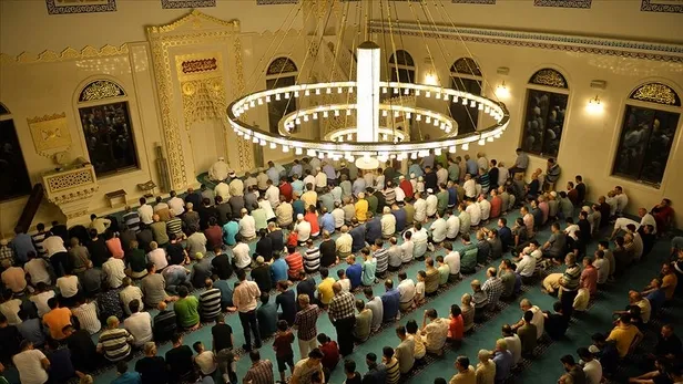 mirac-kandili-ne-zaman-hangi-tarihte-idrak-edilecek-mirac-kandili-anlami-ve-fazileti-nedir-2024-diyanet-kandil-1706625374816.jpg Miraç Kandili anlamı ve fazileti nedir? Miraç Kandili ne zaman, hangi tarihte idrak edilecek? 2024 DİYANET kandil günleri... - 7