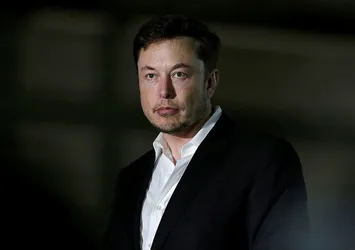 Elon Musk, Tesla'yı borsadan çekme kararından vazgeçti