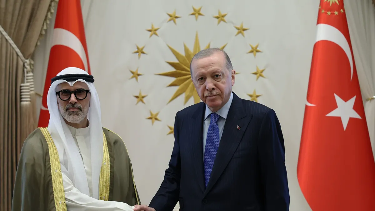 Beştepe'de önemli kabul! Başkan Erdoğan Kuveyt Dışişleri Bakanı ile görüştü: İşte ilk kareler