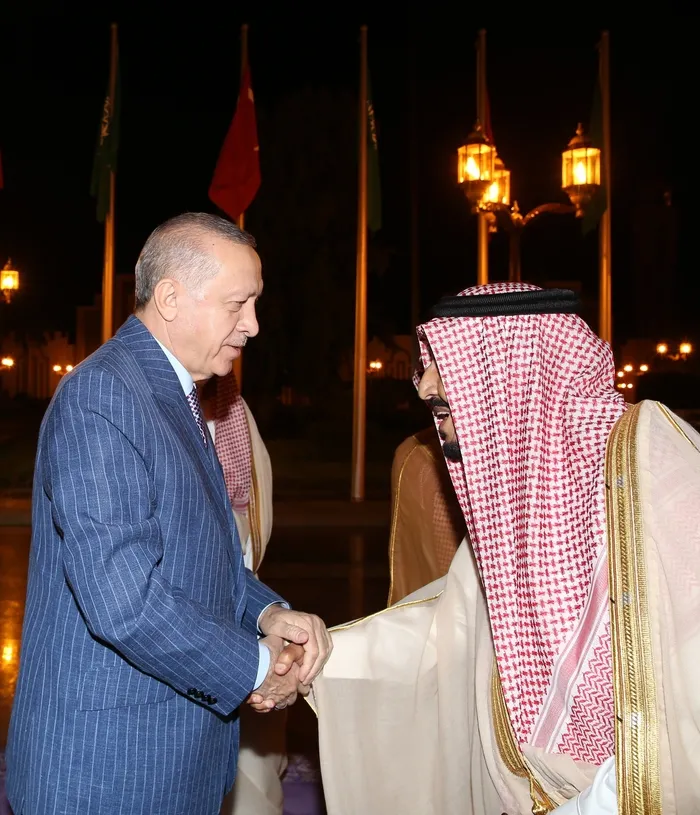Başkan Erdoğan, Suudi Arabistan Kralı Selman ile bir araya geldi: Yeni bir dönemin başlaması için gayret içerisindeyiz