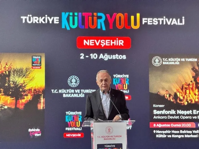 nevsehir-kultur-yolu-festivali-basladi-1754123735380.jpeg Nevşehir Kültür Yolu Festivali başladı - 1