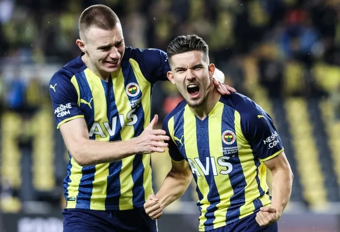 Son dakika: Milli takım tercihini açıkladı! Fenerbaçe'nin yıldızı Ferdi Kadıoğlu kararını verdi - 1