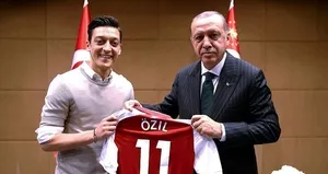 Mesut Özil’den Başkan Erdoğan’a destek paylaşımı