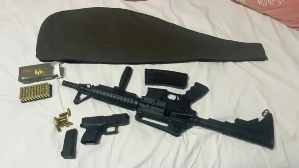 suc-orgutlerine-darbe-daltonlar-boyunlar-gundogmuslar-cok-sayida-gozalti-1784014099925.jpeg Suç örgütlerine darbe! Daltonlar, Boyunlar, Gündoğmuşlar: Çok sayıda gözaltı - 3