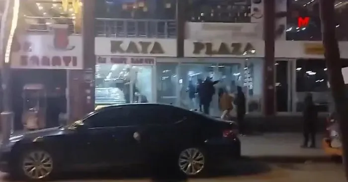 Van’da başkanlık AK Parti’ye geçti! DEM’li Abdullah Zeydan’ın seçilme yeterliliği olmadığına karar verildi | Bakan Yerlikaya’dan açıklama...