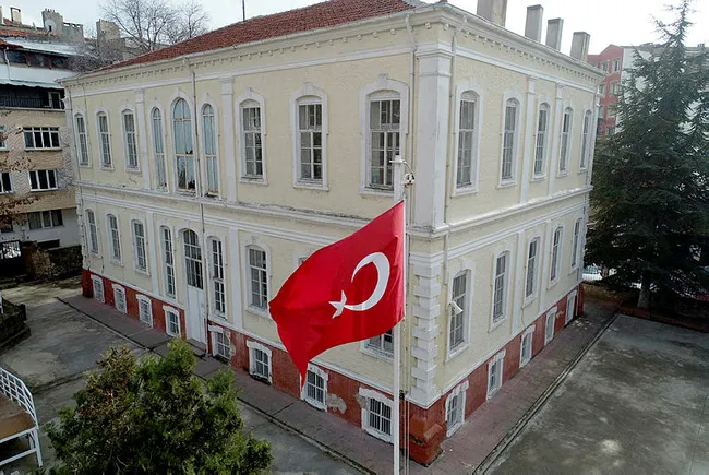Kırklareli'nde 2. Abdülhamid tarafından yaptırılan tarihi okul salgın döneminde "vefanın adresi" oldu - 6