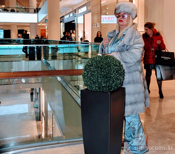 Yeşilçam'ın Afrodit'i Banu Alkan'ı görenler gözlerine inanamadı! İşte 60 yaşındaki Banu Alkan... 20