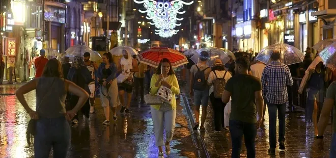 İstanbul'da yağmur ve dolu etkili oldu