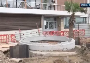 İzmir'de alt yapı çalışması çileye döndü: ''Denize lağım suyu boşaltıldı" iddiası