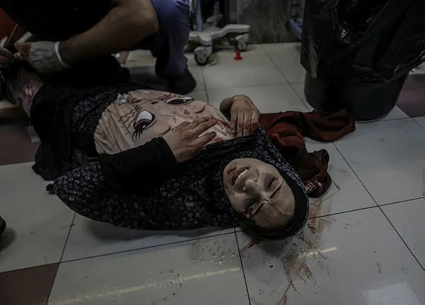 İsrail Gazze’deki El-Ehli Baptist Hastanesi’ni vurdu! 500’den fazla can kaybı...