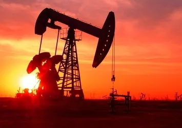 Son dakika: Rusya'ya petrol darbesi