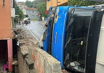 Üsküdar'da facianın eşiğinden dönüldü!