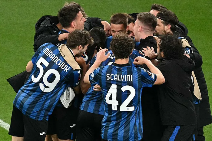 Lookman UEFA Avrupa Ligi finalinde dans etti! Atalanta yenilmez Leverkusen’i yenip tarih yazdı