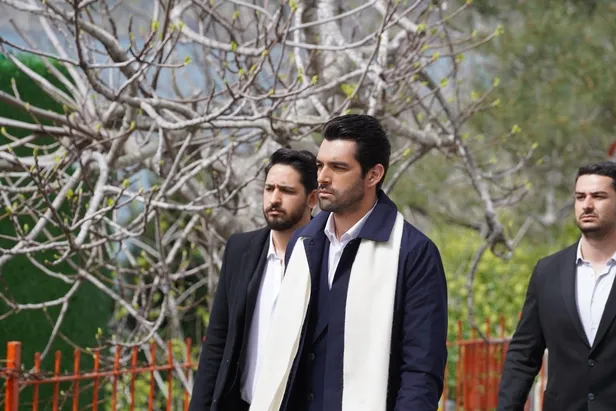 yali-capkini-bu-aksam-var-mi-yok-mu-yali-capkini-yeni-bolum-ne-zaman-12-nisan-star-tv-yayin-akisi-1712924003976.jpg Yalı Çapkını bu akşam var mı, yok mu? Yalı Çapkını yeni bölüm ne zaman? 12 Nisan Star TV yayın akışı... - 3