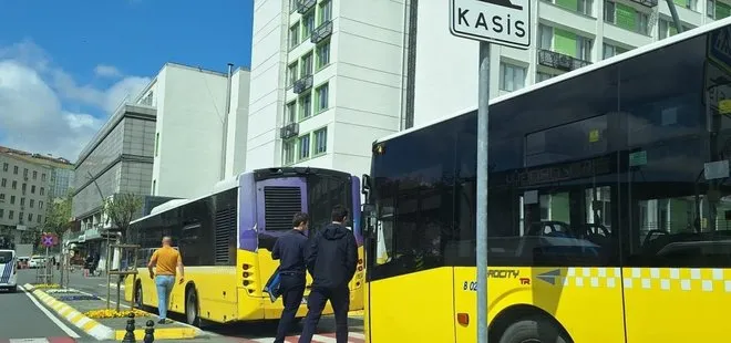 Gaziosmanpaşa’da gaz pedalı takılı kalan İETT otobüsü duraktaki otobüslere çarptı