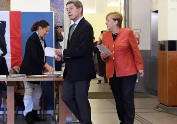 Merkel 4.kez başbakan!