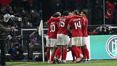 Bizim Çocuklar güle oynaya 2024 Almanya’ya!
