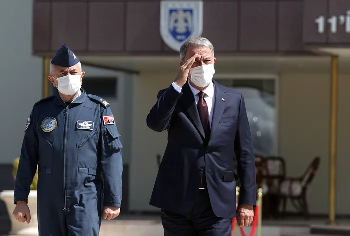 Milli Savunma Bakanı Hulusi Akar’dan Pakistan’a kritik ziyaret!