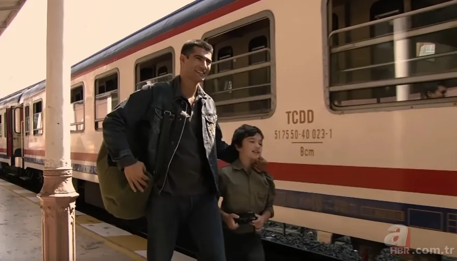 Ezel dizisinde Ömer'in kardeşini canlandırmıştı! O isim Çukur'un yıldızı çıktı! Görenler gözlerine inanamıyor 5