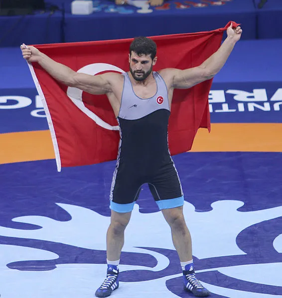 Tokyo Olimpiyatları için koronavirüs aşısı bağışı! Türk bilim insanı Uğur Şahin'den flaş açıklama - 6