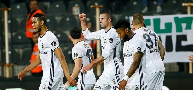 Golcüler atıyor Fenerbahçe kazanıyor