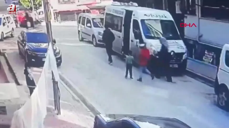 Minibüsün dikkatsizliği çocuğu öldürdü