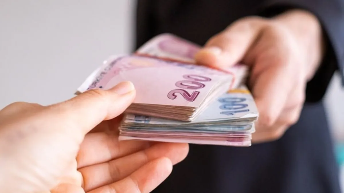 Asgari ücrette zam trafiği başladı! 22.104 TL alan çalışana 4 formüllü artış hesabı: %25-30-35-40... İşçi ne kadar alacak?