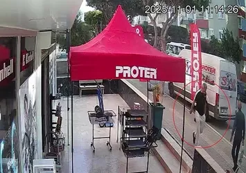 Elinde bıçakla Antalya sokaklarında dehşet saçmıştı! Adım adım izi sürüldü