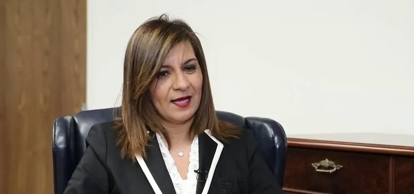 Katil Sisi'nin Mısır Göçmenlik Bakanı Nabila Makram muhaliflere ölüm tehdidi