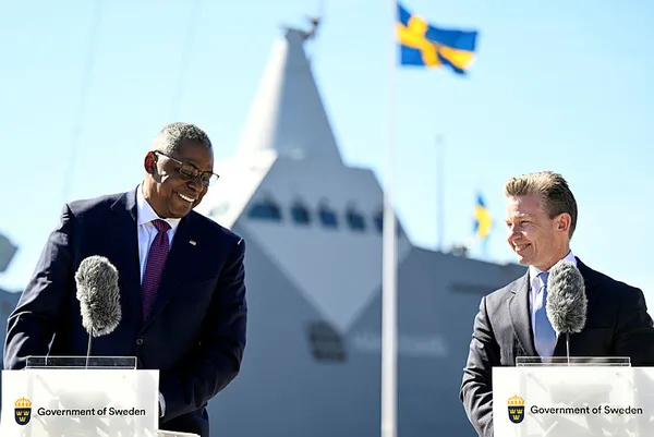 ABD Savunma Bakanı Llyod Austin’den Türkiye için F-16 açıklaması