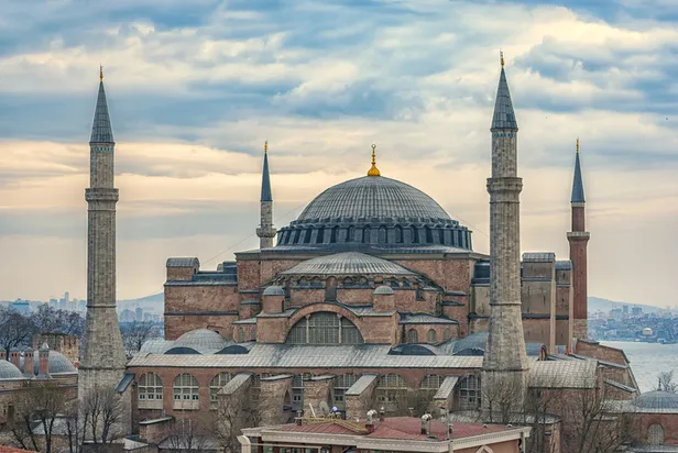 Ferruh Muştuer kimdir? Ayasofya Camii imamı Ferruh Muştuer kaç yaşında, nereli?