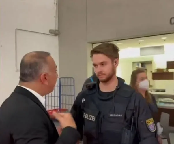 Sabah ve A Haber’i susturma operasyonu! Alman polisi Türk gazetecilerin evlerine baskın düzenledi