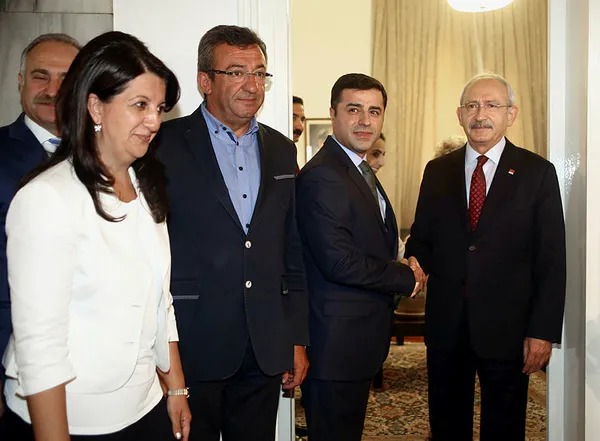 Helalleşme mesajı Demirtaş’ı memnun etti! Kılıçdaroğlu’na HDPKK’lı Selahattin Demirtaş’tan destek