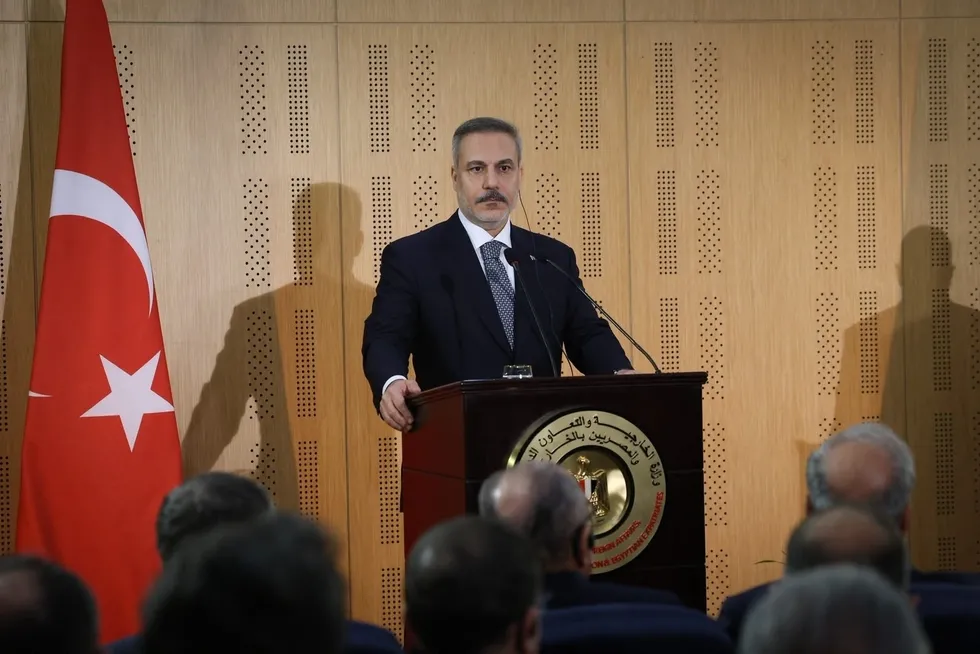 bakan-fidandan-suriye-gazze-hurmuz-diplomasisi-1787231147340.jpg Bakan Fidan, Mısır ve Suudi Arabistanlı mevkidaşlarıyla görüştü: Suriye-Gazze-Hürmüz diplomasisi - 2