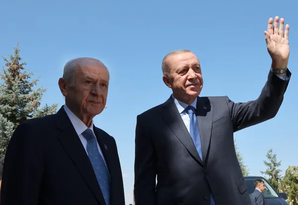 Son dakika: Başkan Erdoğan ile MHP lideri Bahçeli görüşmesi sona erdi - 3