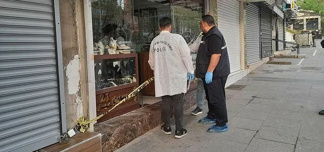 Fatih'te oksijen tüpüyle kuyumcu soydular!