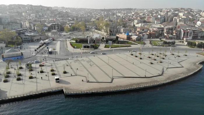 Son dakika: Tam kapanma sonrası Kadıköy ve Üsküdar’da meydanlar sessizliğe büründü! Havadan böyle görüntülendi