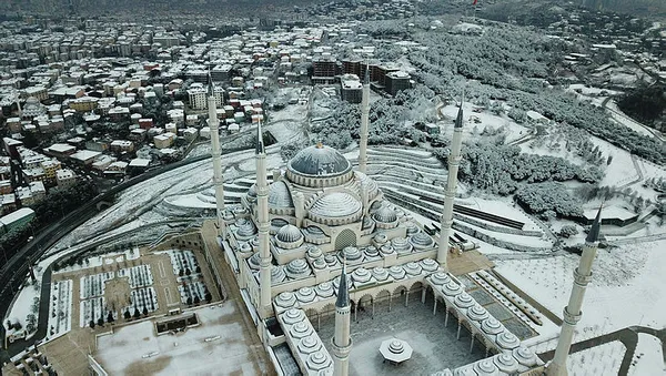 İstanbul’a kar yağmaya devam edecek mi? İstanbul’a kaç gün daha kar yağacak? Flaş İstanbul açıklaması