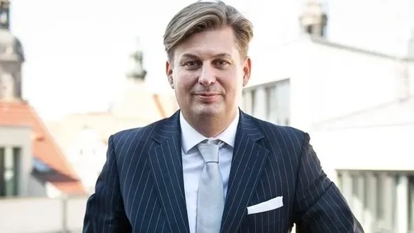 Avrupa Parlamentosunun Alman üyesi Maximilian Krah Başkan Erdoğan’ı öve öve bitiremedi: Ülkesinin çıkarlarını savunan bir lider! Herkes onu örnek almalı