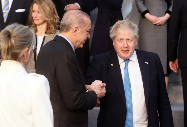 Son dakika: Başkan Erdoğan yurda döndü! Brüksel dönüşü Başkan Erdoğan basın mensuplarının sorularını yanıtladı