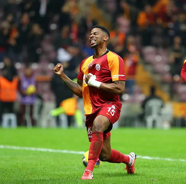 Galatasaray'dan ayrılan Ryan Donk Süper Lig ekibiyle anlaştı - 1