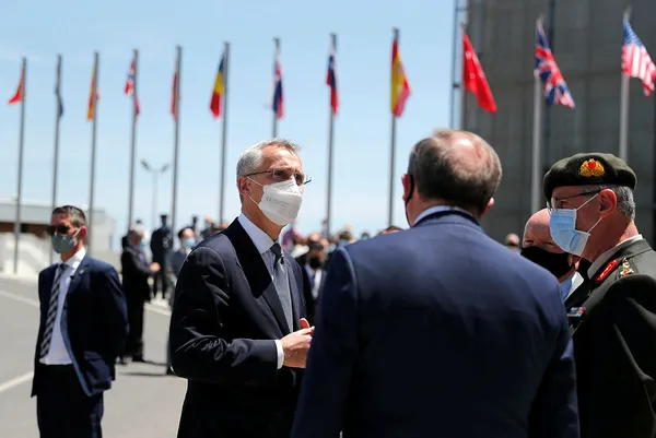 NATO Ukrayna'yı Rusya'ya karşı yalnız mı bırakıyor? Zirveye davet edilmedi - 1
