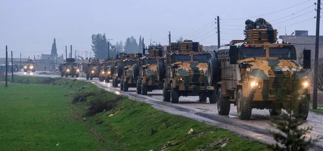 Devriye gezen Türk zırhlı aracın üzerinde dikkat çeken mesaj