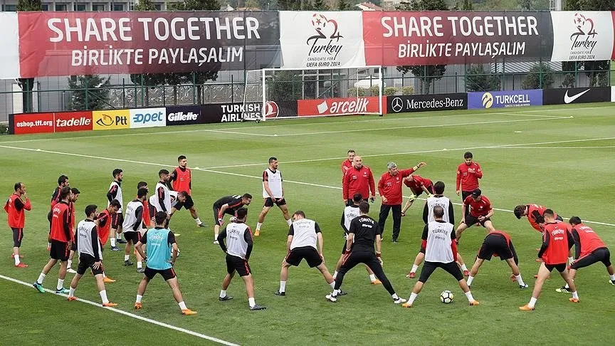 A Milli Futbol Takimi Nin Iran Karsisina Cikacagi Muhtemel Kadro Turkiye Iran Maci Satta Kacta A Haber Son Dakika Spor Haberleri
