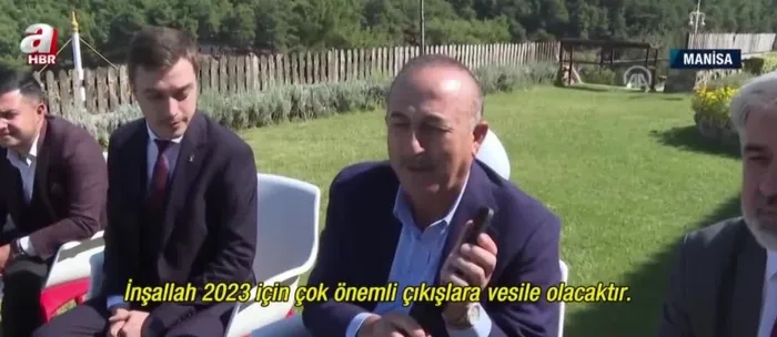 Başkan Erdoğan Manisa'daki gençlere telefonla seslendi: Bunları ihmal etmeden yolculuğa devam... - 1