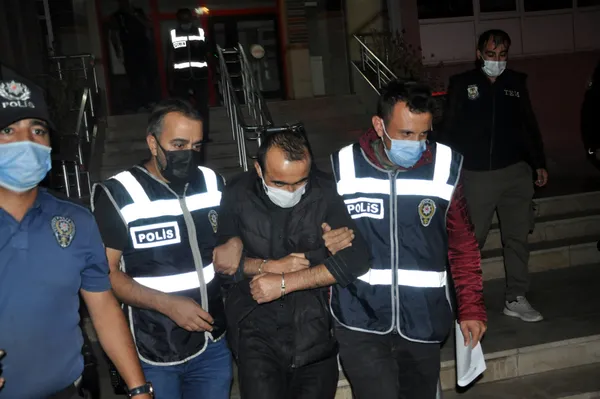Eşini boğarak öldüren sanığa 'tahrik' ve 'iyi hal' indirimine tepki! Acılı aileden isyan ettiren sözler - 3