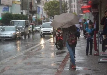 Son dakika: Yağışlar ne kadar sürecek? Meteoroloji tarih verip uyardı